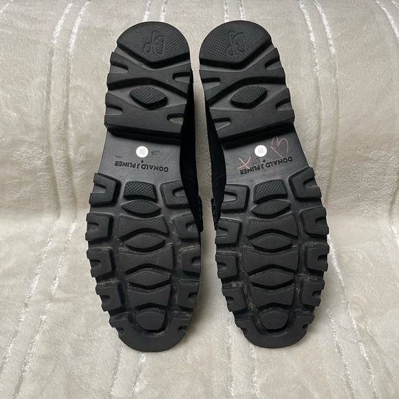 EUC Donald J. Pliner Suede Lug Sole Regina Loafers Black Suede - Picture 5 of 6